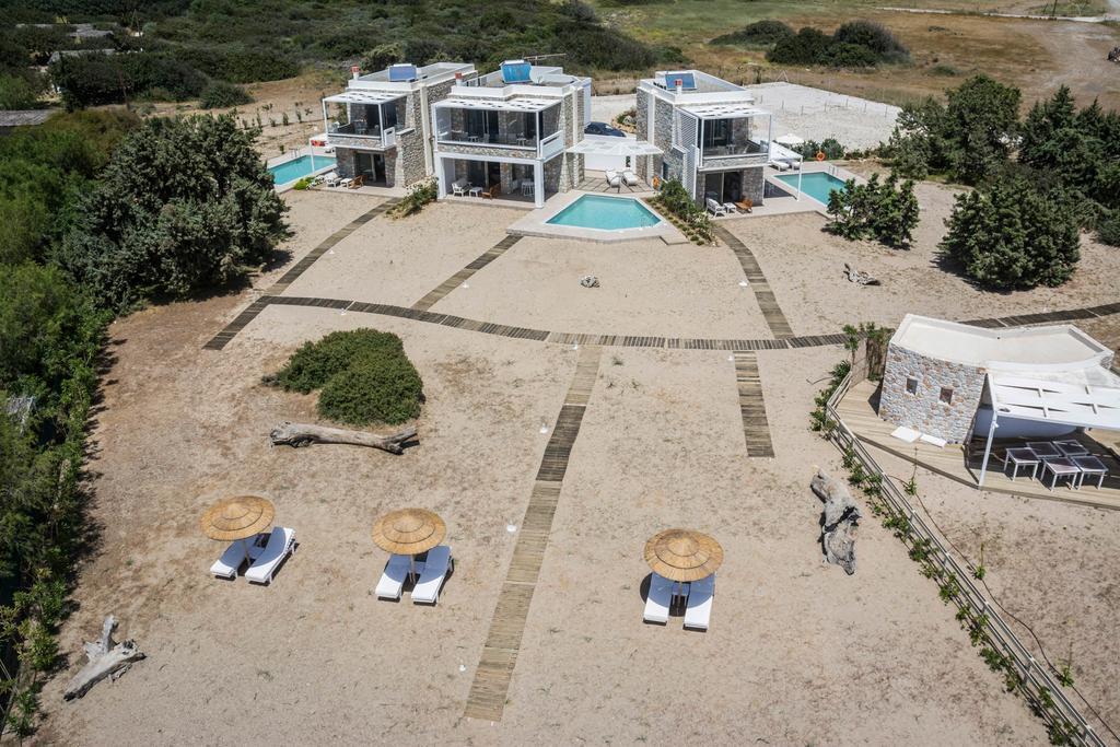 Cedar Bay Beachside Villas Palaiochora Exterior foto